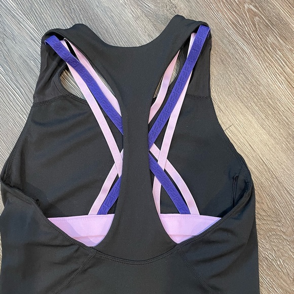 2 for $15 👟 Fabletics Boost Built-in Bra Tank Top - Picture 2 of 8